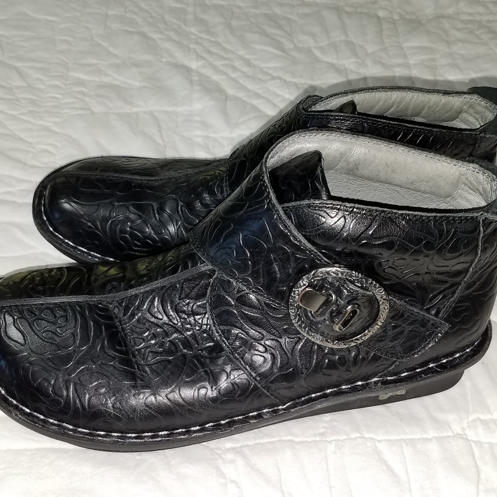 Alegria Caiti Floral black leather ankle boots 39